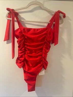 NWT MINKPINK Constance Ruched Tie Shoulder Resort One Piece Swimsuit XS Red
